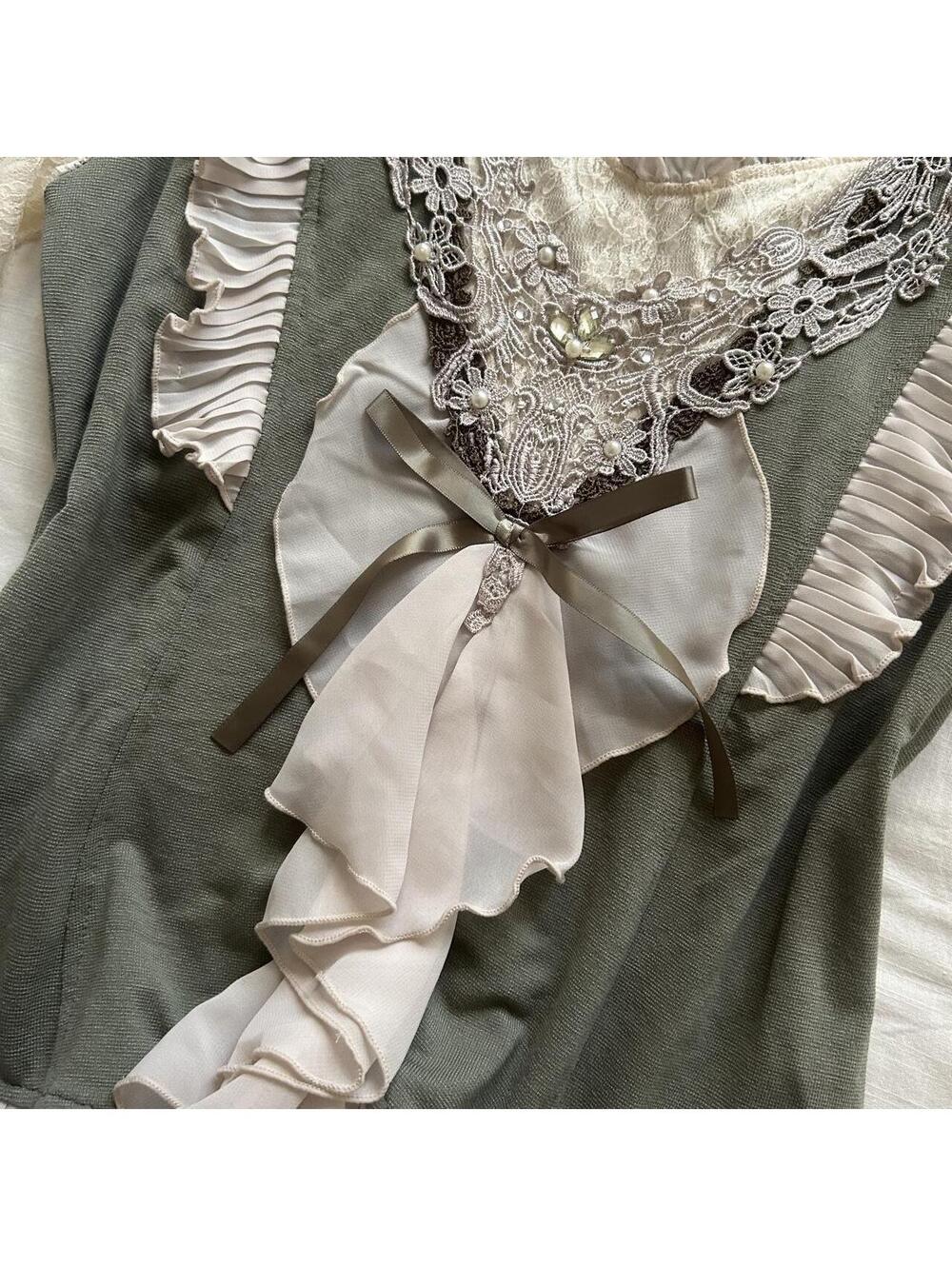 Axes Femme Olive Green Lace Flutter Sleeve Pearl Ribbon Bow Blouse Medium Japan - Picture 2 of 8